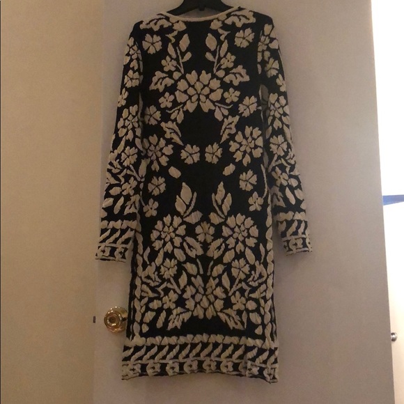 Inc dress 👗 - Picture 3 of 8